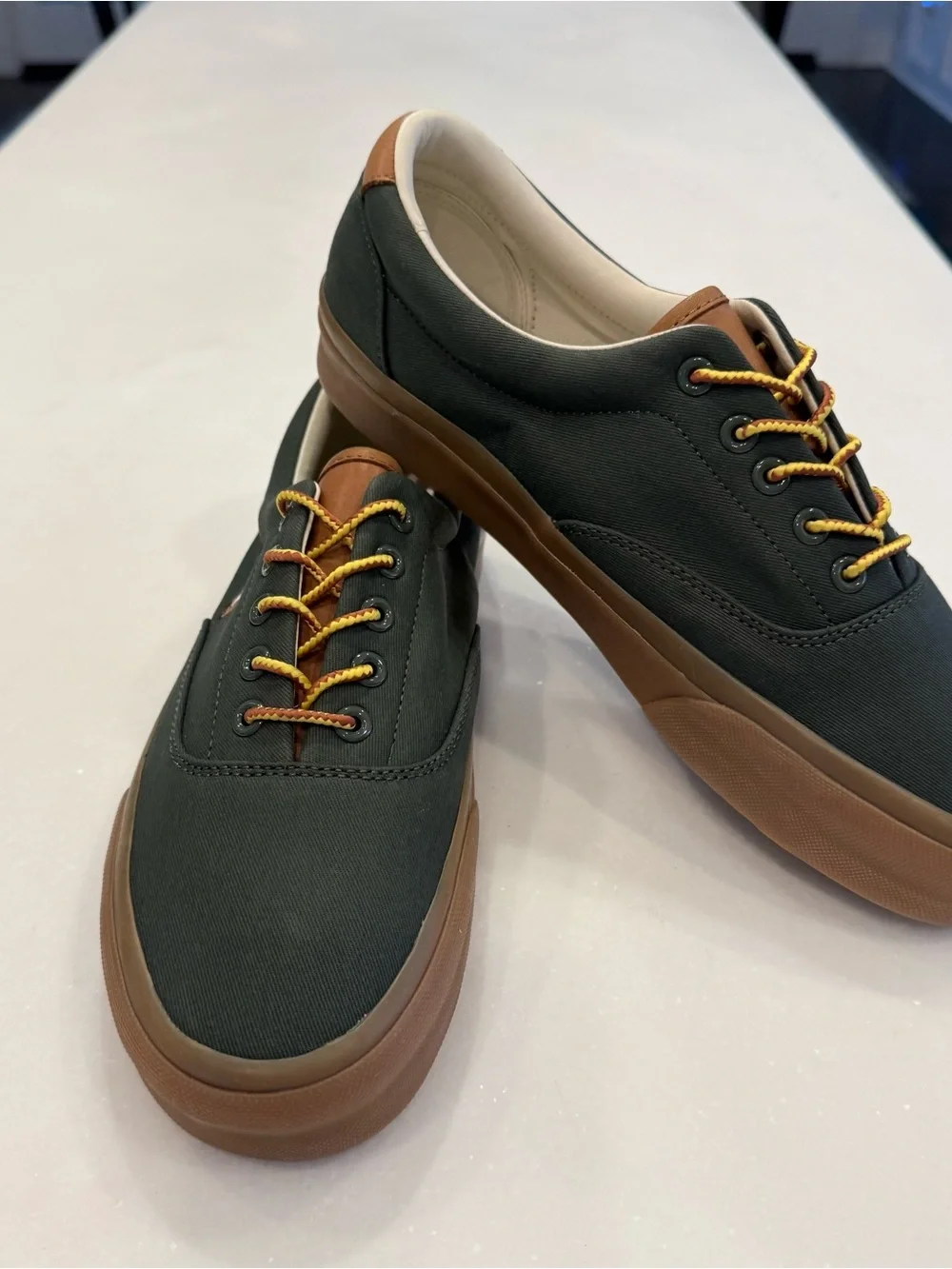 RALPH LAUREN MEN’S VAUGHN CANVAS/ LEATHER SNEAKER FLESH PONY SZ 9 NEW